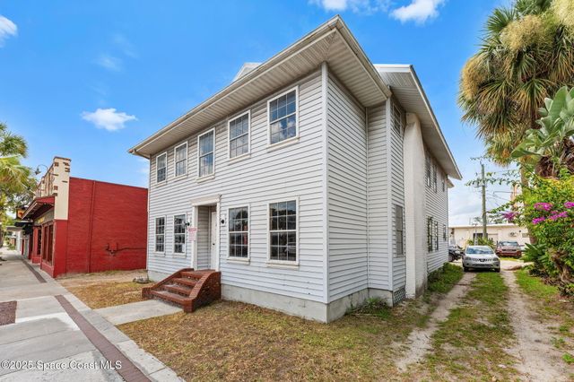 814 E New Haven Avenue, Melbourne, FL 32901