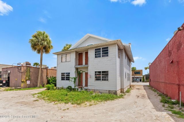 814 E New Haven Avenue, Melbourne, FL 32901