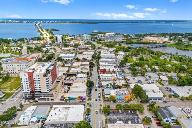814 E New Haven Avenue, Melbourne, FL 32901