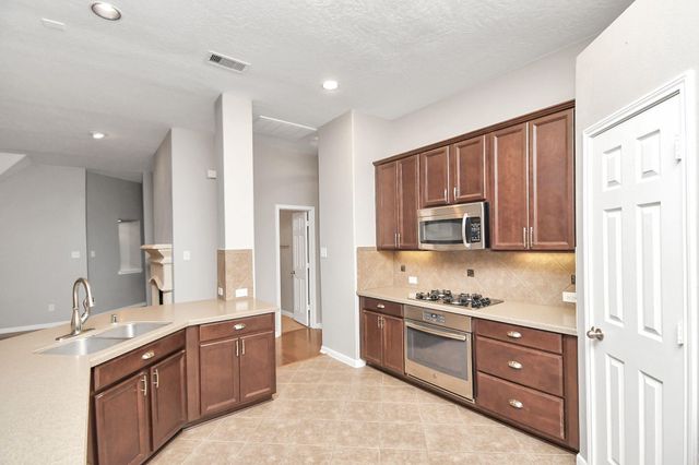 17311 Elverson Oaks Drive, Tomball, TX 77377