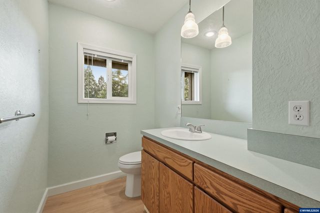 3696 Spring St S, Salem, OR 97302