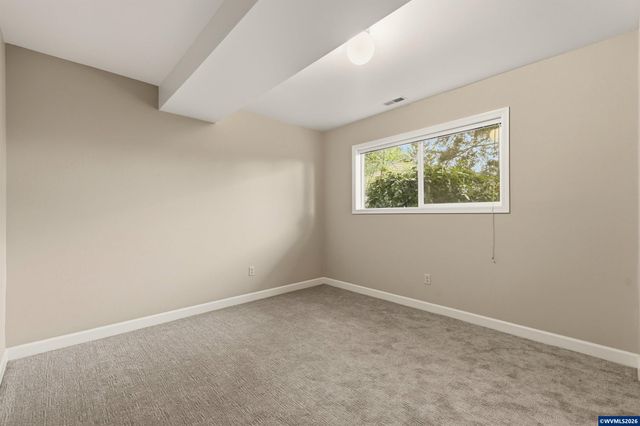 3696 Spring St S, Salem, OR 97302