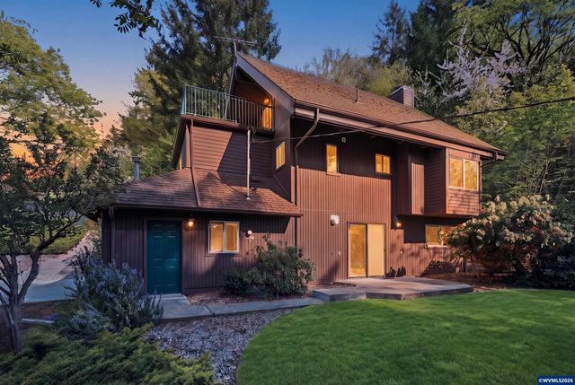 3696 Spring St S, Salem, OR 97302