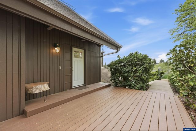 3696 Spring St S, Salem, OR 97302