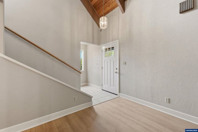 3696 Spring St S, Salem, OR 97302