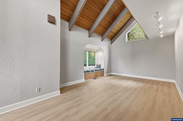 3696 Spring St S, Salem, OR 97302