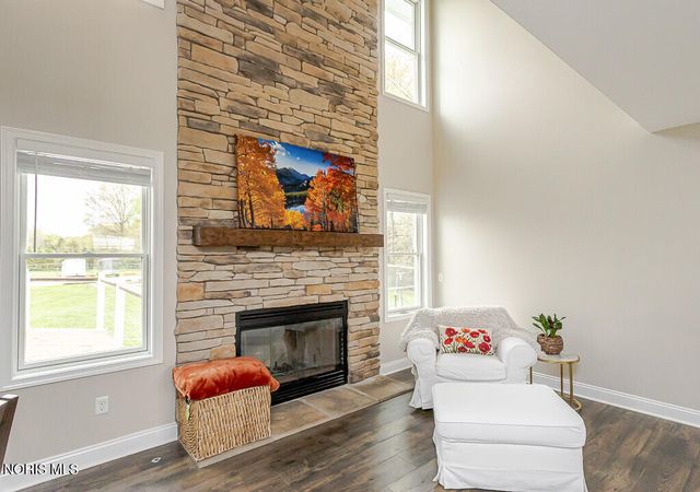 12560 Neapolis Waterville Road, Whitehouse, OH 43571