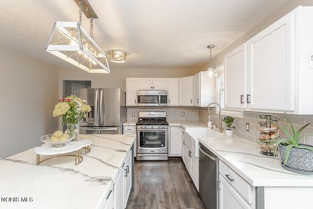 12560 Neapolis Waterville Road, Whitehouse, OH 43571