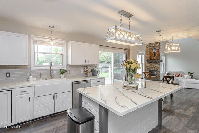 12560 Neapolis Waterville Road, Whitehouse, OH 43571