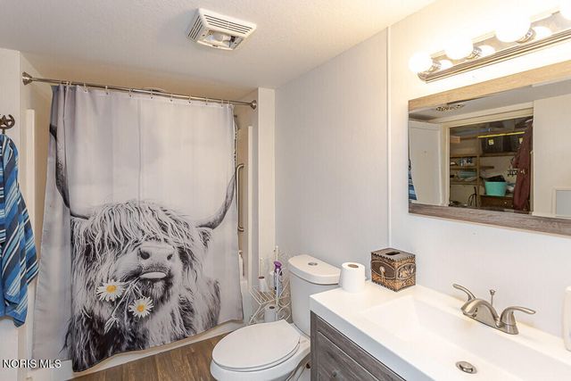 12560 Neapolis Waterville Road, Whitehouse, OH 43571