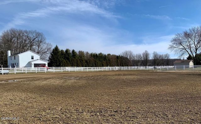 12560 Neapolis Waterville Road, Whitehouse, OH 43571