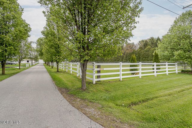 12560 Neapolis Waterville Road, Whitehouse, OH 43571