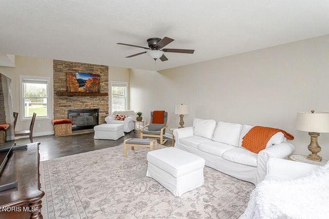 12560 Neapolis Waterville Road, Whitehouse, OH 43571