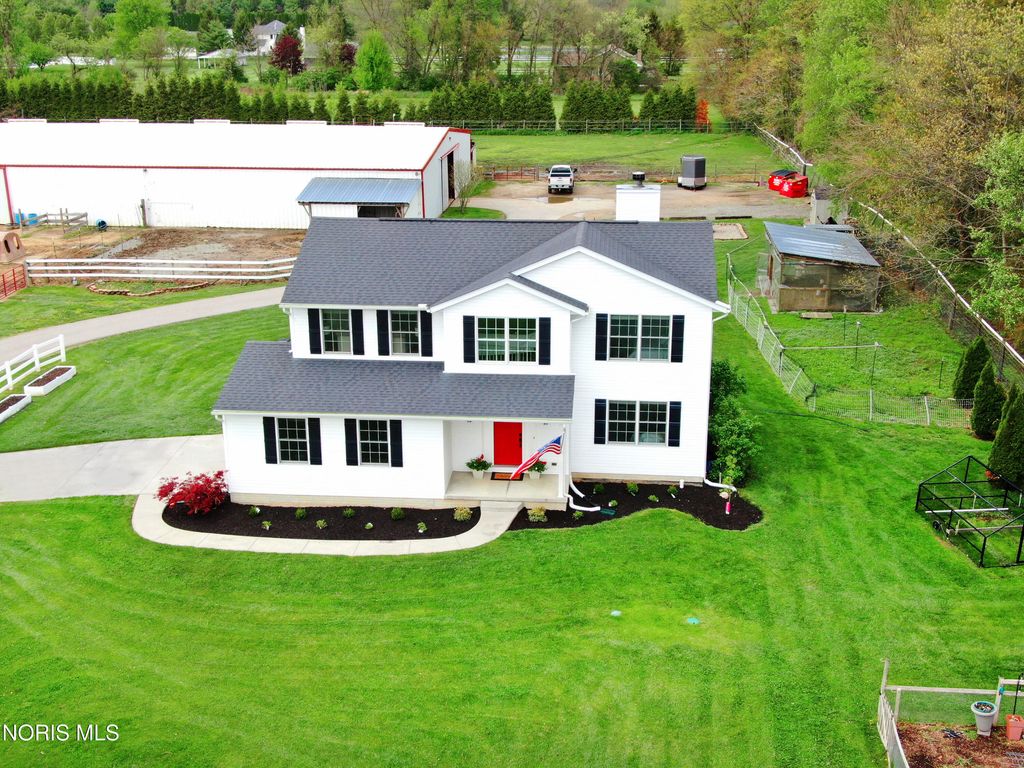 12560 Neapolis Waterville Road, Whitehouse, OH 43571