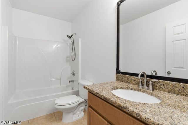 3932 Cherrybrook LOOP, Fort Myers, FL 33966