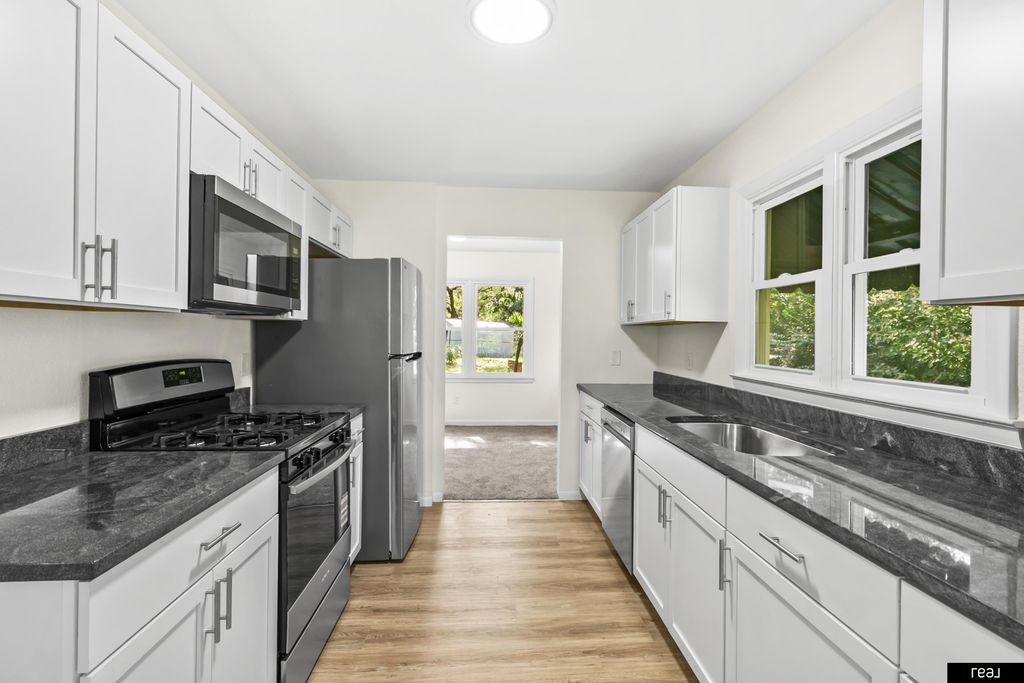 213 Langstrom Street, Council Bluffs, IA 51503