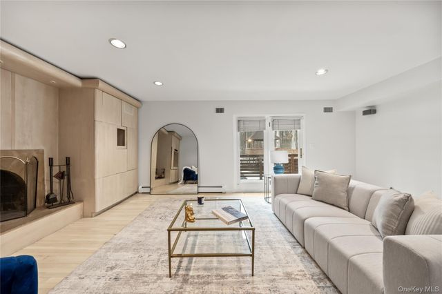 48 Woodhaven Drive, New City, NY 10956