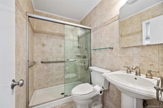 48 Woodhaven Drive, New City, NY 10956