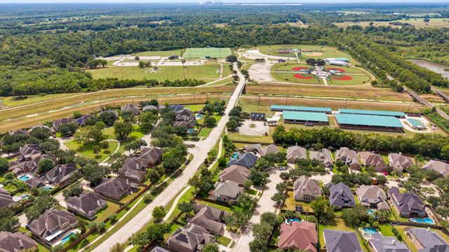 8210 Thunder Ridge Way, Missouri City, TX 77459