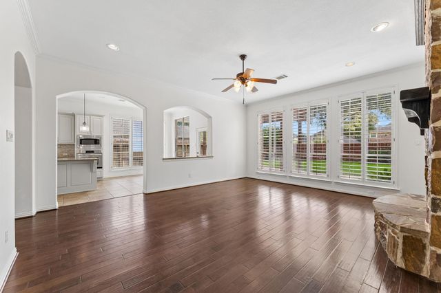 8210 Thunder Ridge Way, Missouri City, TX 77459