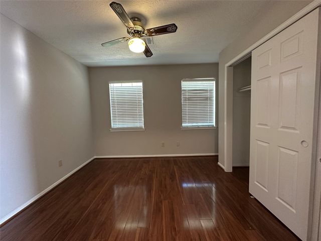 1502 Sheffield Drive, Missouri City, TX 77459