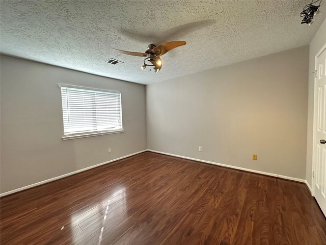 1502 Sheffield Drive, Missouri City, TX 77459