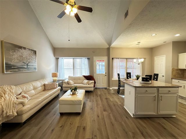 1502 Sheffield Drive, Missouri City, TX 77459