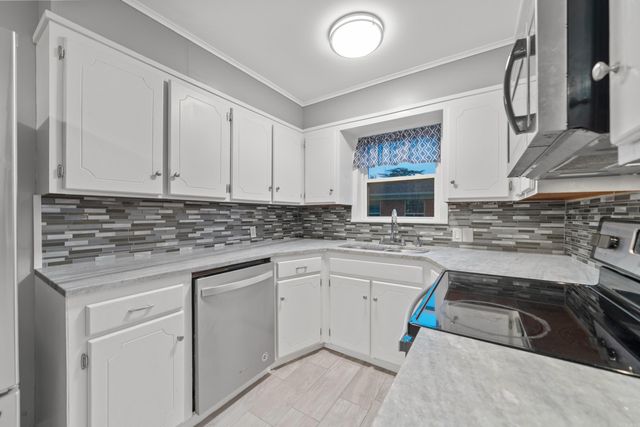 107 Andover Street, Hot Springs, AR 71913