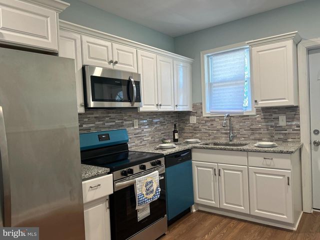 2033 N FUTON AVE, Baltimore, MD 21217