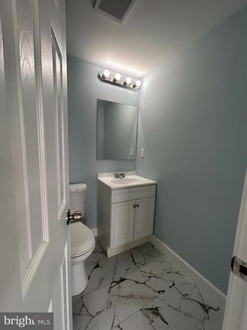 2033 N FUTON AVE, Baltimore, MD 21217