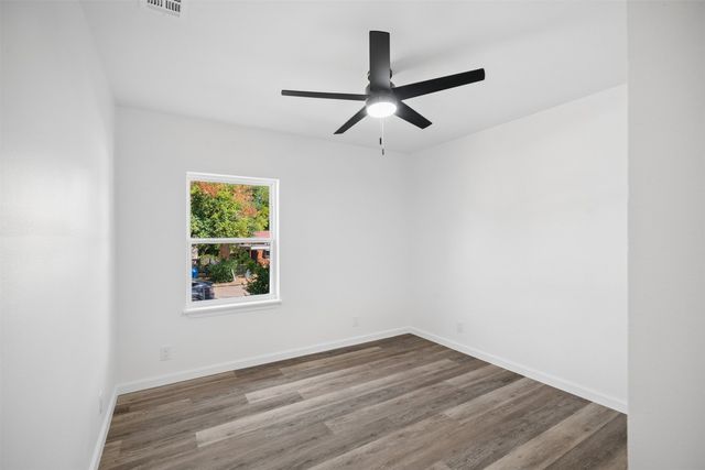 4672 N Troost Avenue, Tulsa, OK 74126