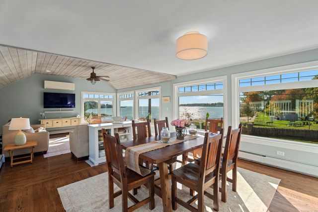 21 Harbor Street, Branford, CT 06405