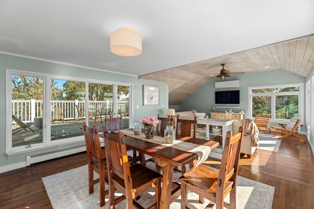 21 Harbor Street, Branford, CT 06405