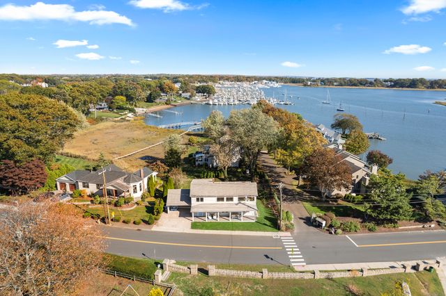 21 Harbor Street, Branford, CT 06405