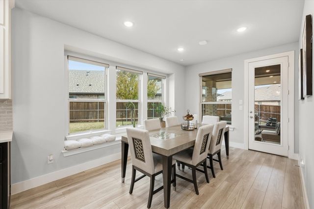 12321 Iveson Drive, Fort Worth, TX 76052