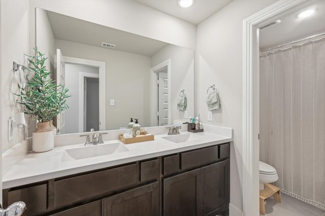 12321 Iveson Drive, Fort Worth, TX 76052