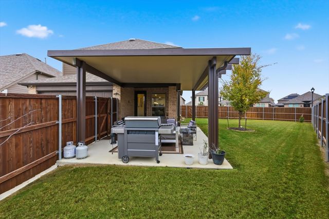 12321 Iveson Drive, Fort Worth, TX 76052