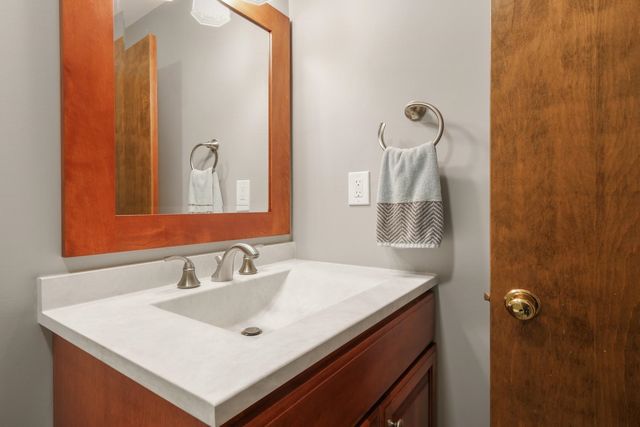 136 Glazebrook Road B1, Killington, VT 05751