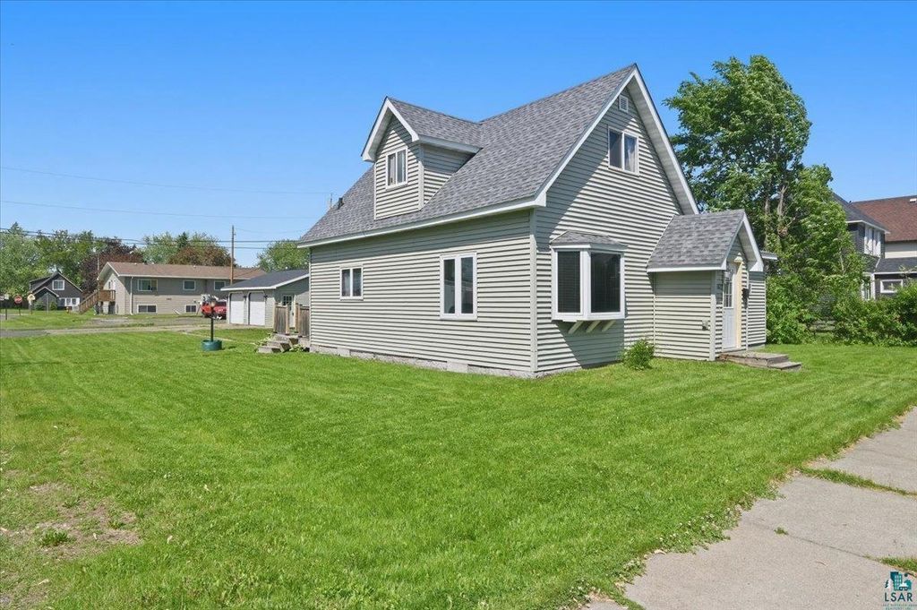 2623 N 22nd St, Superior, WI 54880