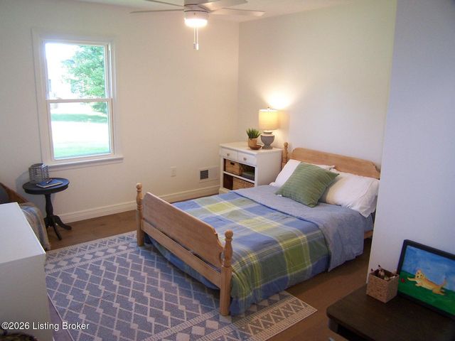 136 Goodloe Ave, Bloomfield, KY 40008
