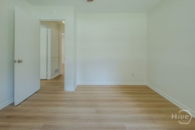 765 Glenn Carrie Road, Hull, GA 30646