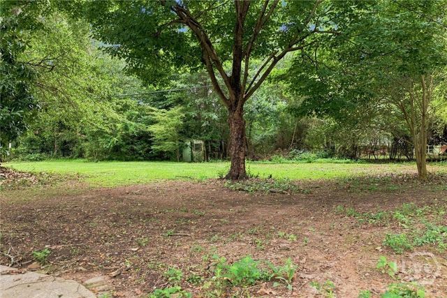 765 Glenn Carrie Road, Hull, GA 30646