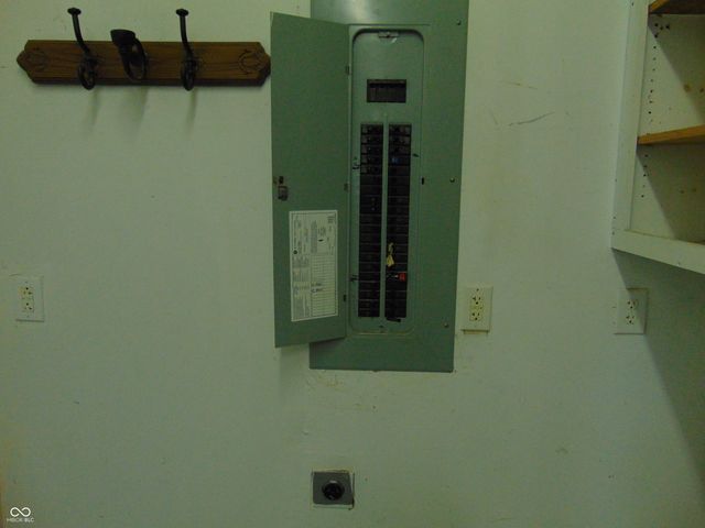 1620 Averitt Road, Greenwood, IN 46143