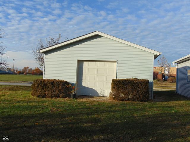 1620 Averitt Road, Greenwood, IN 46143
