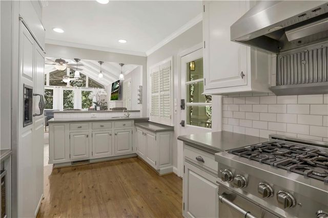 3902 Peachtree Dunwoody Road NE, Atlanta, GA 30342