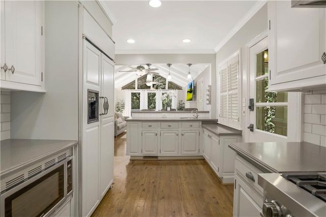 3902 Peachtree Dunwoody Road NE, Atlanta, GA 30342
