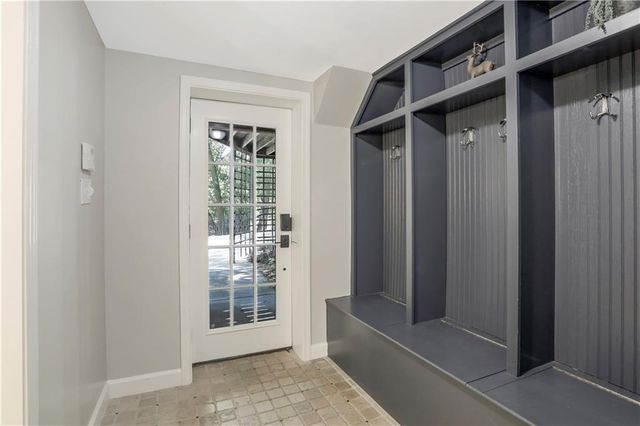 3902 Peachtree Dunwoody Road NE, Atlanta, GA 30342