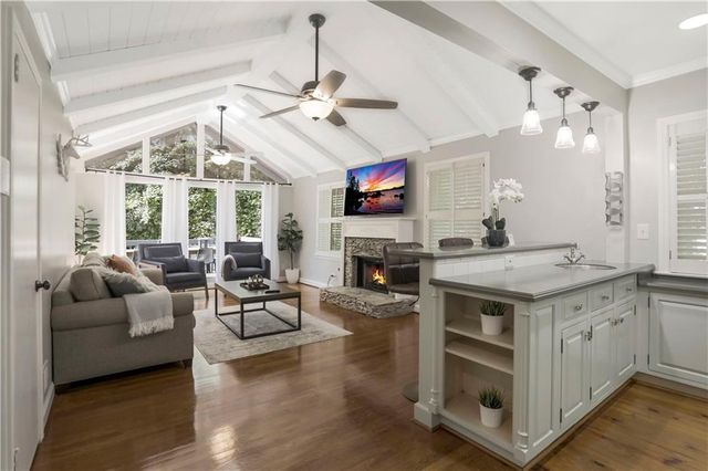 3902 Peachtree Dunwoody Road NE, Atlanta, GA 30342