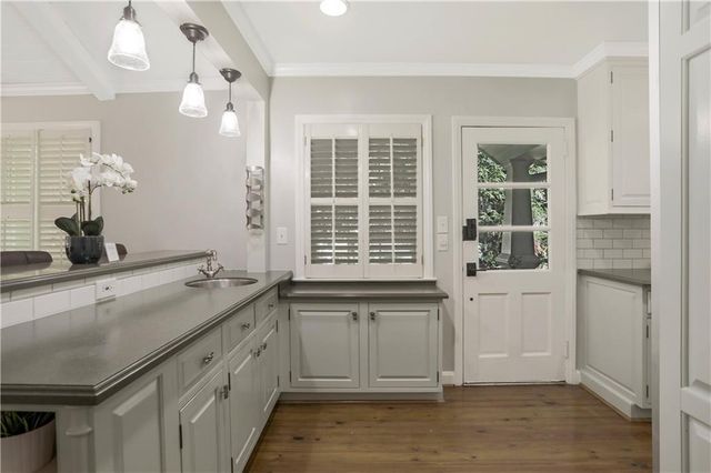 3902 Peachtree Dunwoody Road NE, Atlanta, GA 30342