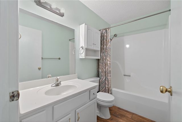 910 26th Street, Rogers, AR 72756